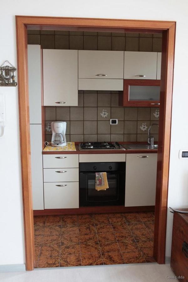 Casa Edda Lägenhet Brenzone sul Garda Exteriör bild